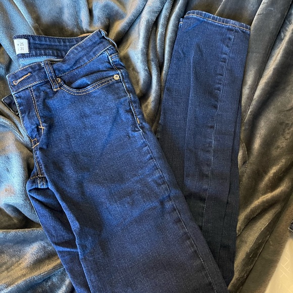 Abercrombie - Picture 2 of 3